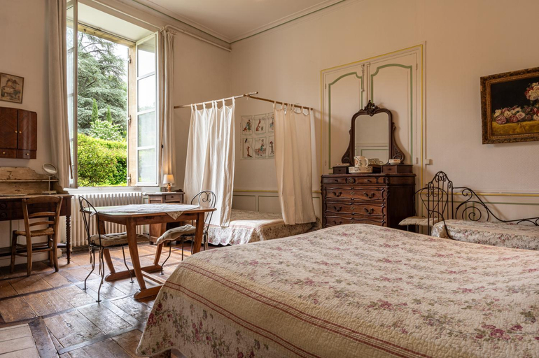 Bedroom 2, La Maison du Notaire Royal, Dordogne