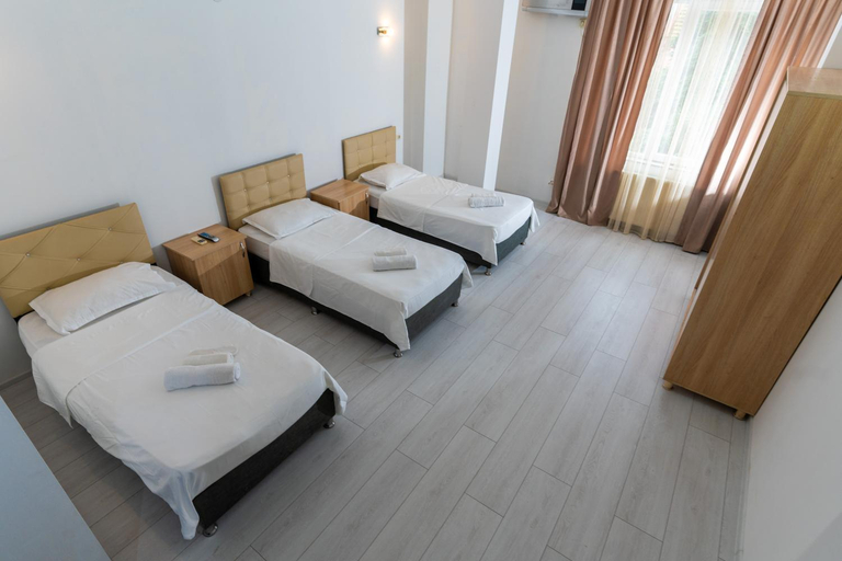 Bedroom 4, Hotel Ponto Vechio, Batumi
