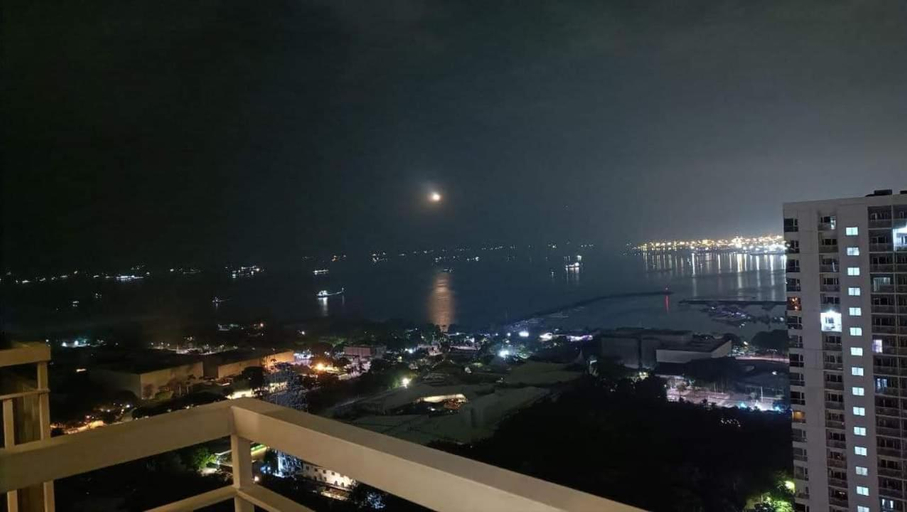 Others 5, Zeus Unit, Pasay City