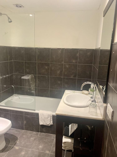 Bathroom 3, First Palermo Hotel, Distrito Federal