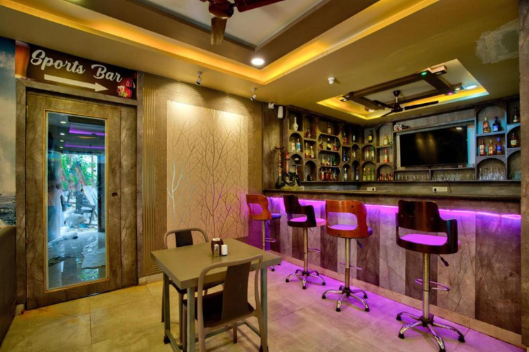 Food & Drinks 4, Hotel Sea Castle, North Goa