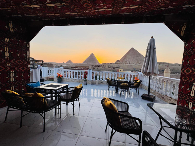 Food & Drinks 2, New Scarab Pyramids View, Unorganized in Al Jizah