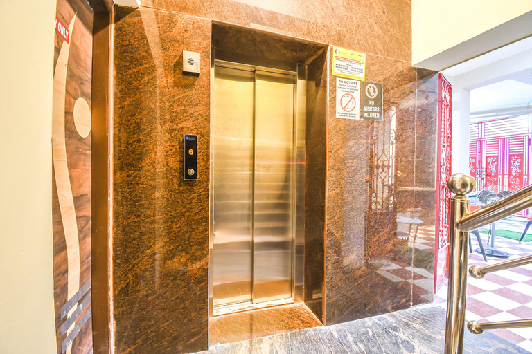 Public Area 2, FabHotel Airport Residency I, Khordha