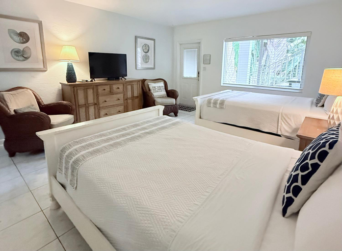 Bedroom 2, 4145 By The Sea Inn & Suites, Broward
