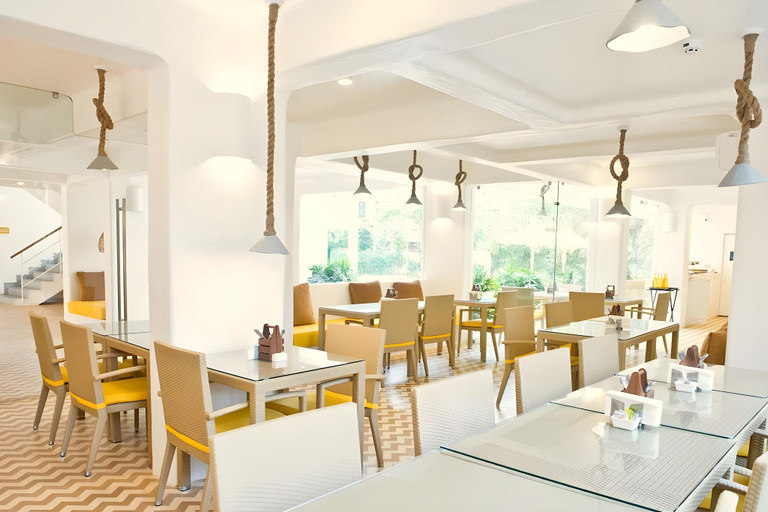 Food & Drinks 3, Bloomrooms @ Calangute, North Goa