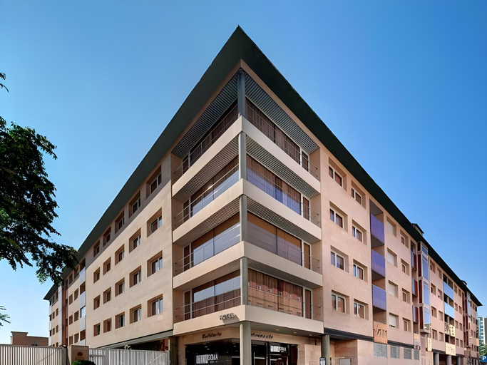 Exterior & Views 2, U Hotel Villa - Gomá, Zaragoza