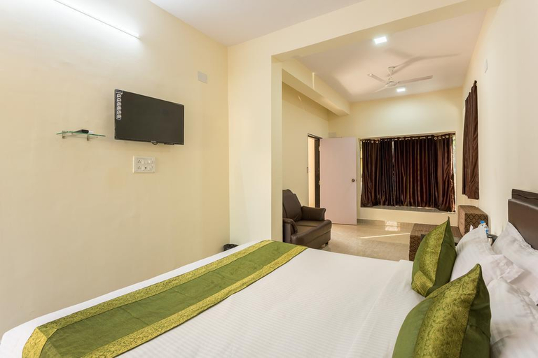 Bedroom 2, Goa Blossom Resort, North Goa