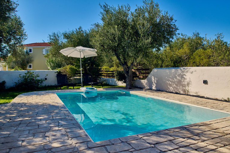 2, Villa Ariadne Periyali, Ionian Islands