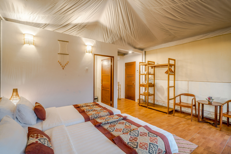 Paddy's Glamping Room Type - Glamp Tent Twin Bed