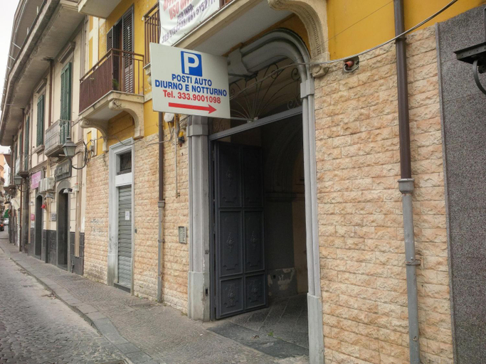 Exterior & Views 2, Brain Rooms & Suite, Salerno