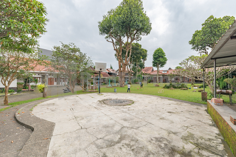Others 3, Yehezkiel Hotel Lembang Mitra RedDoorz, Bandung
