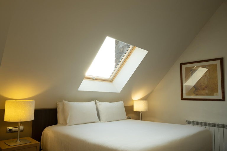 Bedroom 3, Eurostars Royal Tanau, Lleida