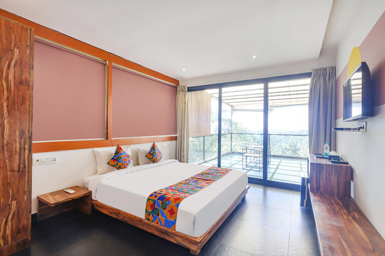 Bedroom 2, FabHotel Amazonika Boutique Resort, North Goa