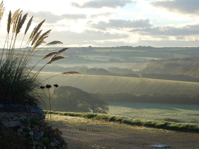 Others 4, Degembris Farmhouse, Cornwall