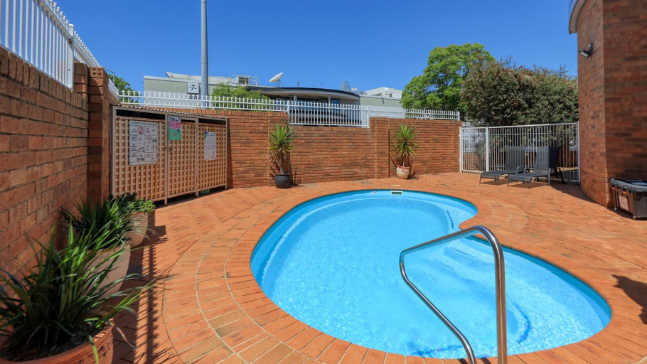 Sport & Beauty 2, Dubbo RSL Club Motel, Dubbo - Pt A