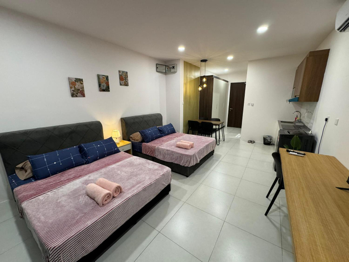 Others 4, Podium Studio 4 pax-Amy Home, Kuching