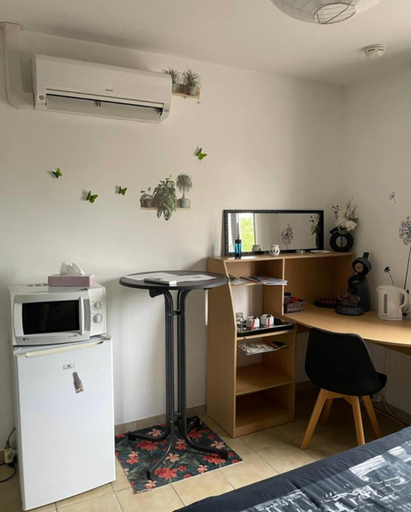 Others 5, Chambre avec vue sur le marais et la piscine, Charente-Maritime