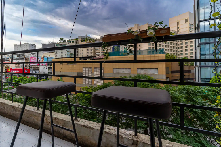 Public Area 2, Saigon Hideout New World View, District 1