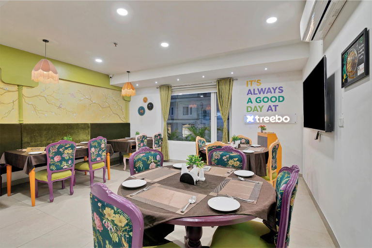 Food & Drinks 5, Treebo Moon Waalk, Patia, Cuttack