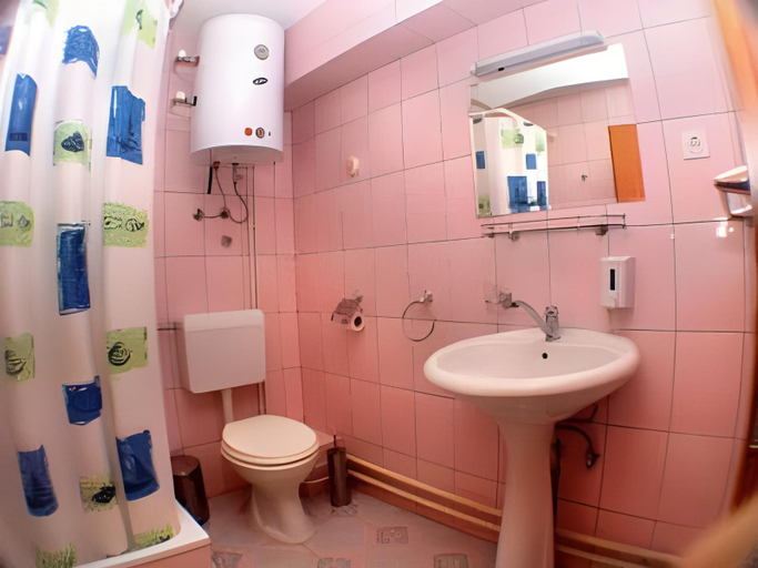 Bathroom 4, Hotel Square