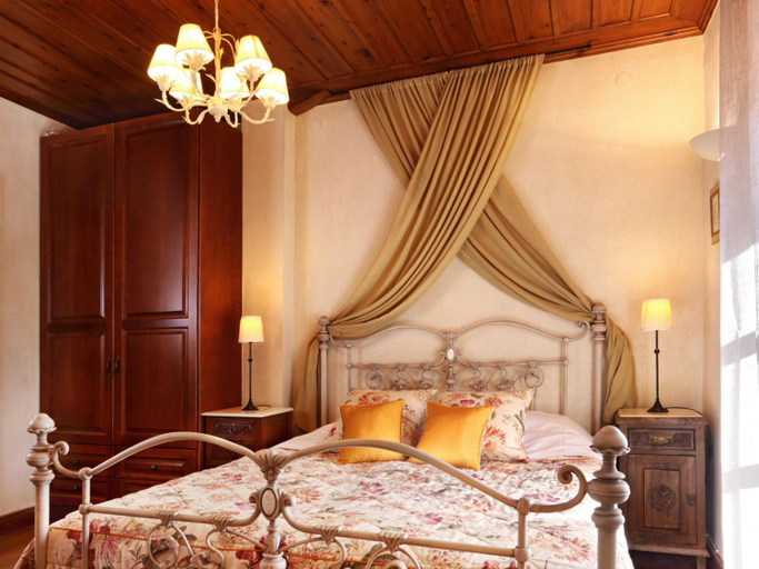 Bedroom 2, Lousiou Nymphes escape suites, Peloponnese