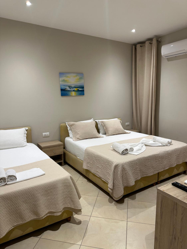 Bedroom 2, Deni's Hotel, Sarandës