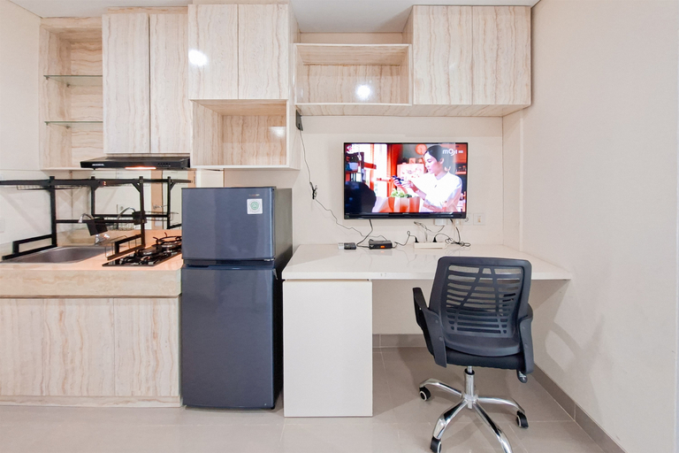 Others 4, Bright Studio Room Apartment at B Residence By Travelio, Tangerang Selatan