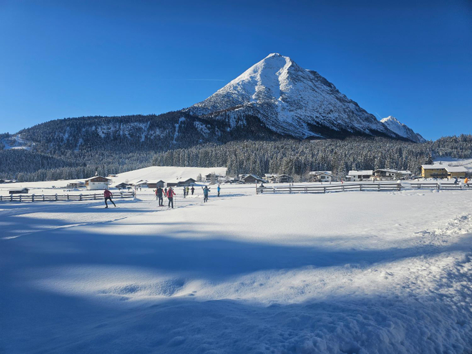 Others 5, Alpenlandhaus Menardi, Innsbruck Land