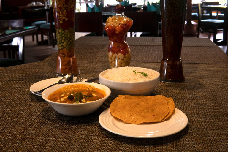 Food & Drinks 5, Colonia Santa Maria, Goa, North Goa
