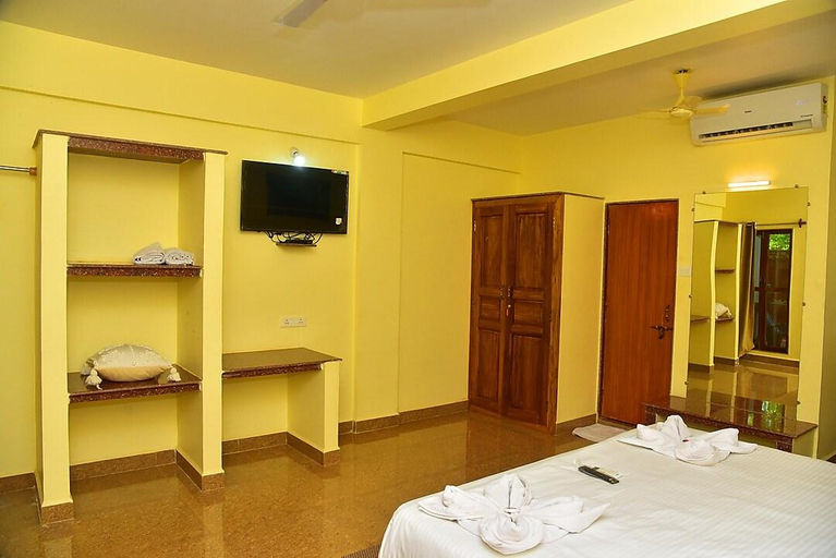 Bedroom, Kapila Beach Hotel and Resort, South Goa
