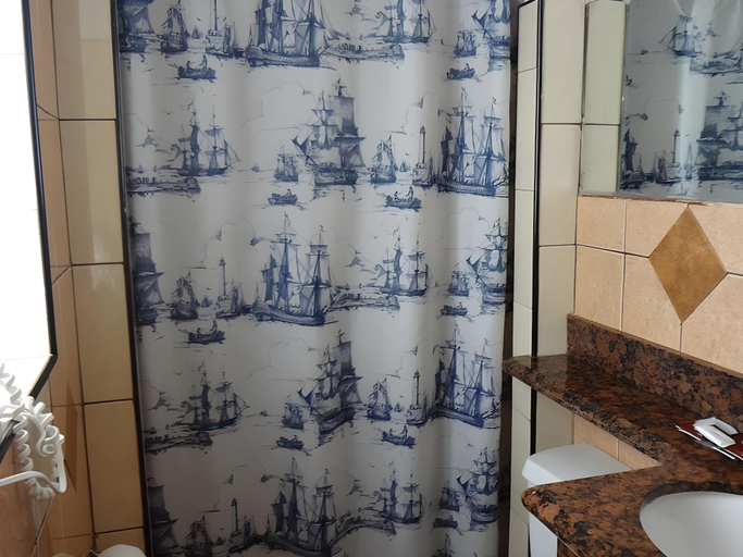Bathroom 2, Paradise Inn & Suites, Los Angeles
