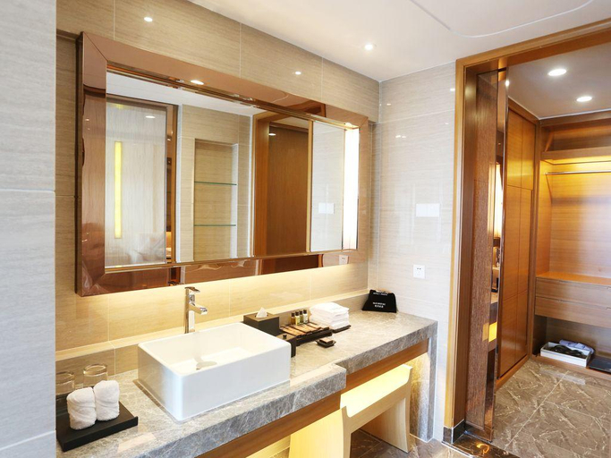 Bathroom 3, Poly Phoenix Hotel, Sanya