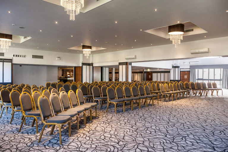 Food & Drinks 5, Felbridge Gatwick Hotel & Spa, Surrey
