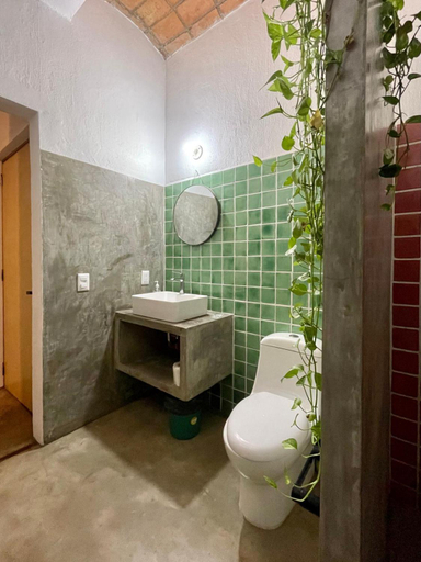 Bathroom 3, lovely private ZEN room in CASA MENTA LO DE MARCOS, Compostela
