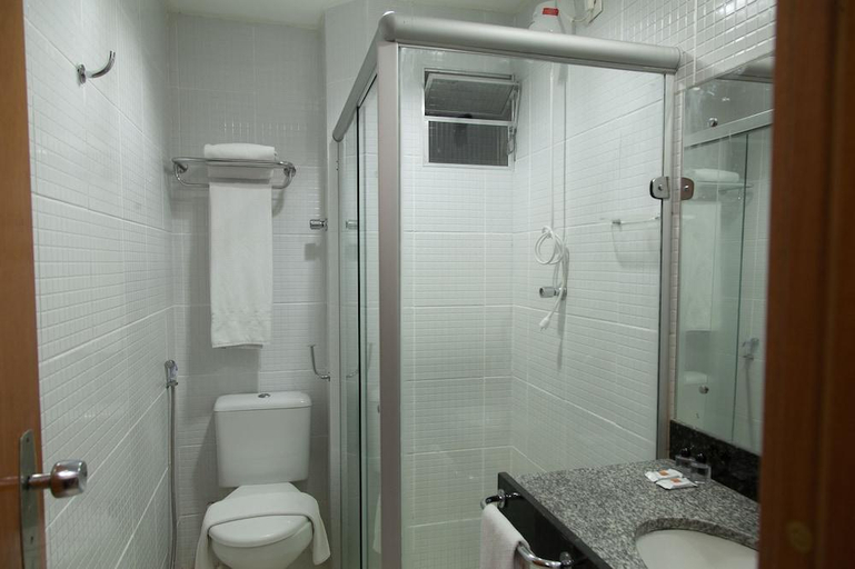 Bathroom 3, Arrey Formula Hotel - Teresina, Teresina