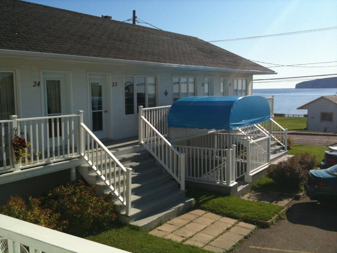 Others 4, Hotel-Motel Fleur de Lys, Le Rocher-Percé