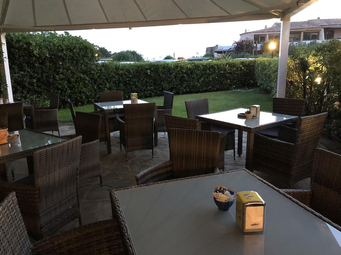 Food & Drinks 5, Piccolo Pevero, Olbia-Tempio
