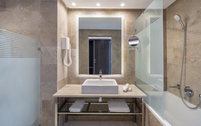 Bathroom 2, Movenpick Hotel Sfax, Sfax Sud