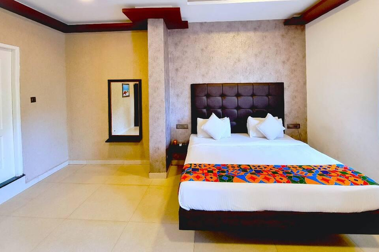 Bedroom 2, hotel sea shore beach resort, North Goa