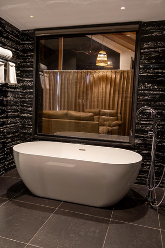 Bathroom 4, The Tanisi Hotels and Resorts, Candolim, North Goa