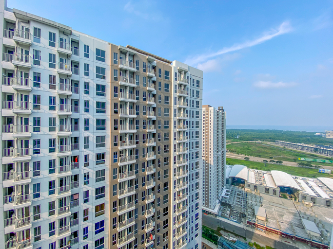 Others 3, Minimalist and Comfort Studio Apartment Tokyo Riverside PIK 2 By Travelio, Tangerang