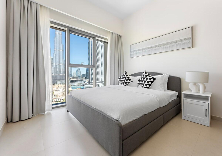 Bedroom 3, Burj Royale Captivating 2BR with Burj Khalifa View, Dubai