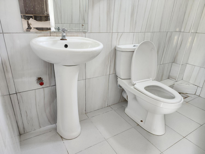 Bathroom 4, Shali Hotel Wote, Makueni