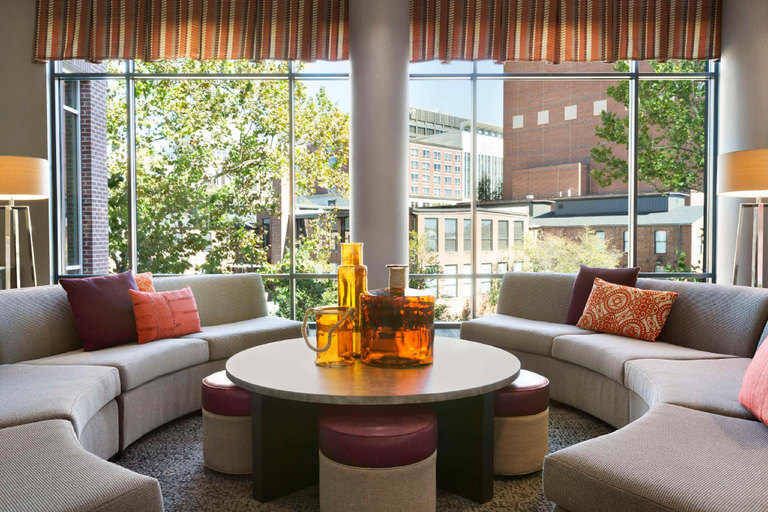 Public Area 2, Embassy Suites by Hilton Greenville Downtown Riverplace, Greenville