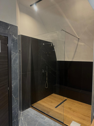 Bathroom 5, Residenza Toledo, Napoli