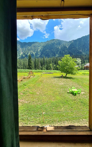 Others 4, Wanderlust Chapter 1, Azad Kashmir