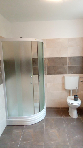 Bathroom 5, hostel Stalno Sretan, Labin