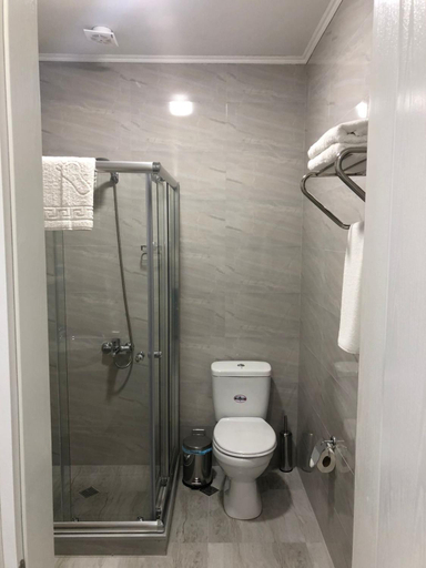 Bathroom, Salami Residence, Batumi