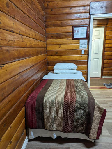Others 5, Merritt Lodge, Thompson-Nicola