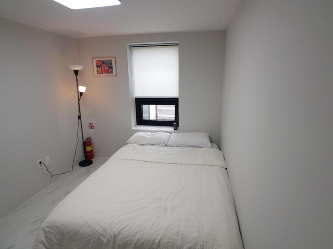 Bedroom, Guideok 1084, Jeju